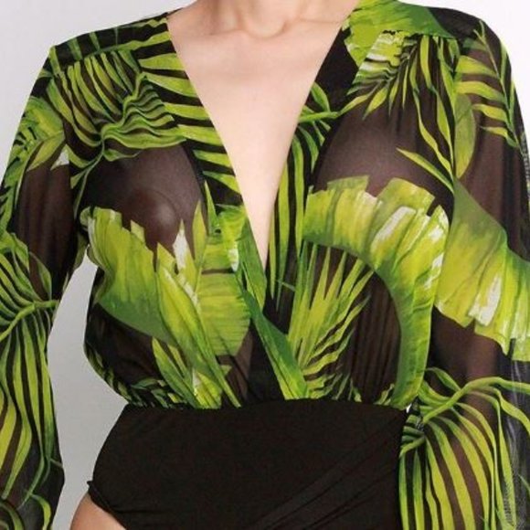 💥Cute Long Sleeve Bodysuit💥 - Picture 2 of 3